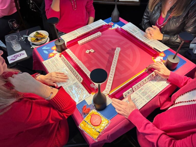What American Mahjong Set Contents Include